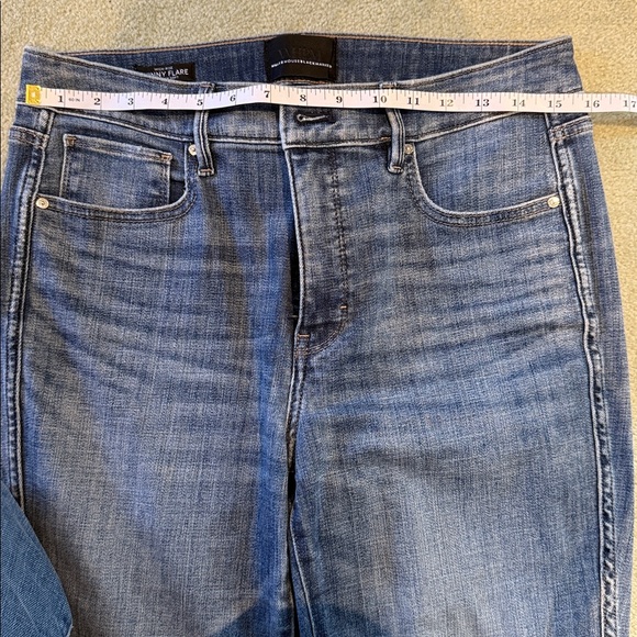 White House Black Market Denim Skinny Flare Jeans High Rise size 8 - Picture 3 of 6
